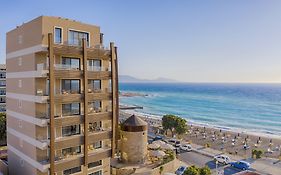 Bellevue On The Beach Suites